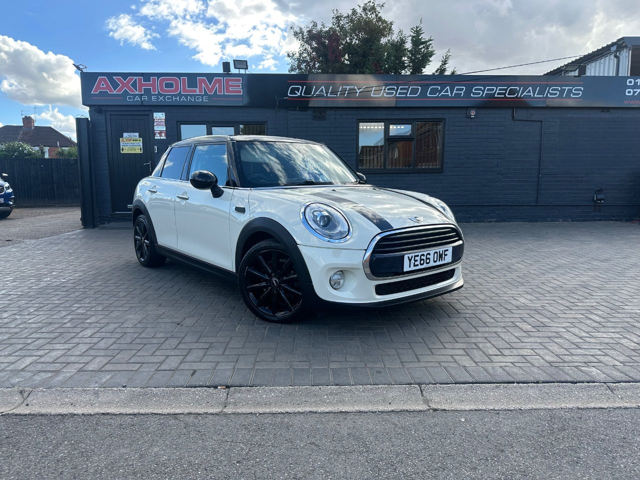 2017 Mini Hatchback