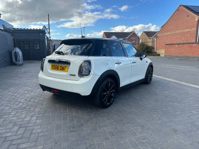 2017 Mini Hatchback 1.5 Cooper 5dr Auto finance available