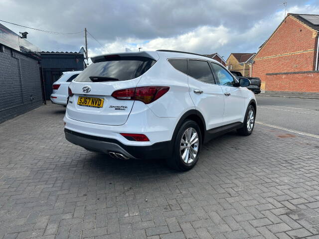 2017 Hyundai SANTA FE 2.2 CRDi Blue Drive Premium 5dr [7 Seats]